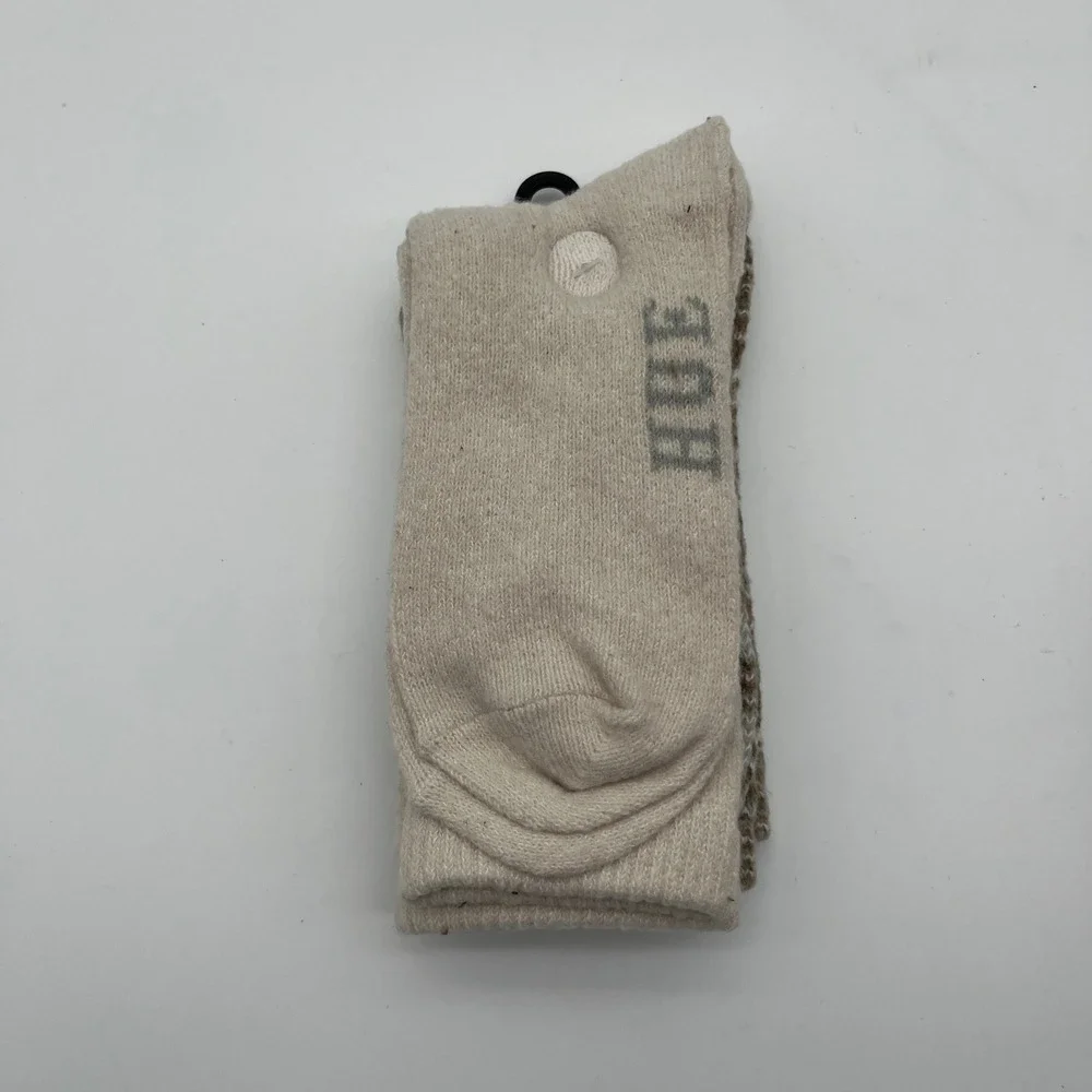 HUE Crew Boot Socks Womens OS Oatmeal Geo Jacquard Space-Dye 2pk U23236 New